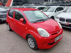 Toyota Passo 2015 Red
