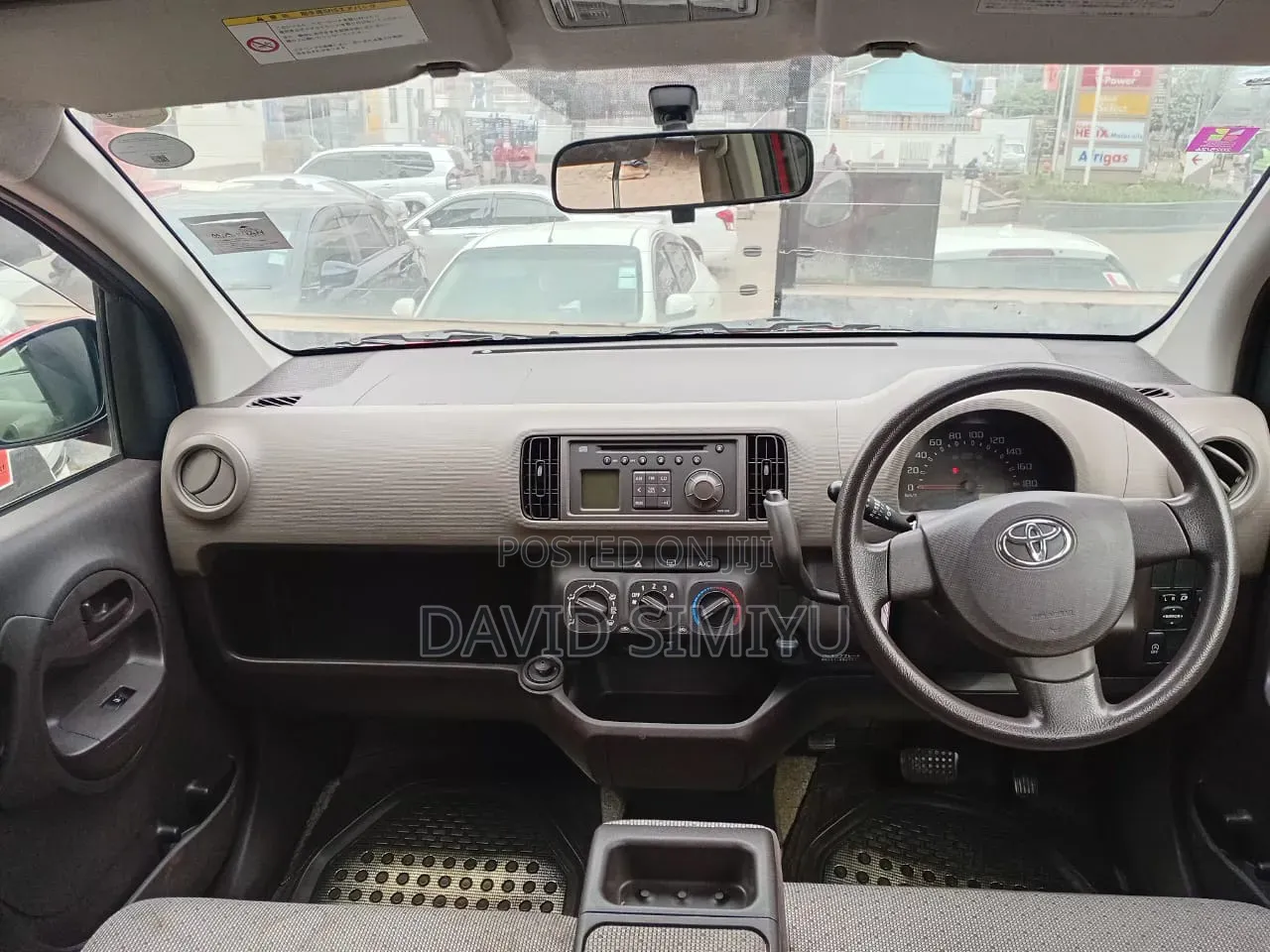 Toyota Passo 2015 Red