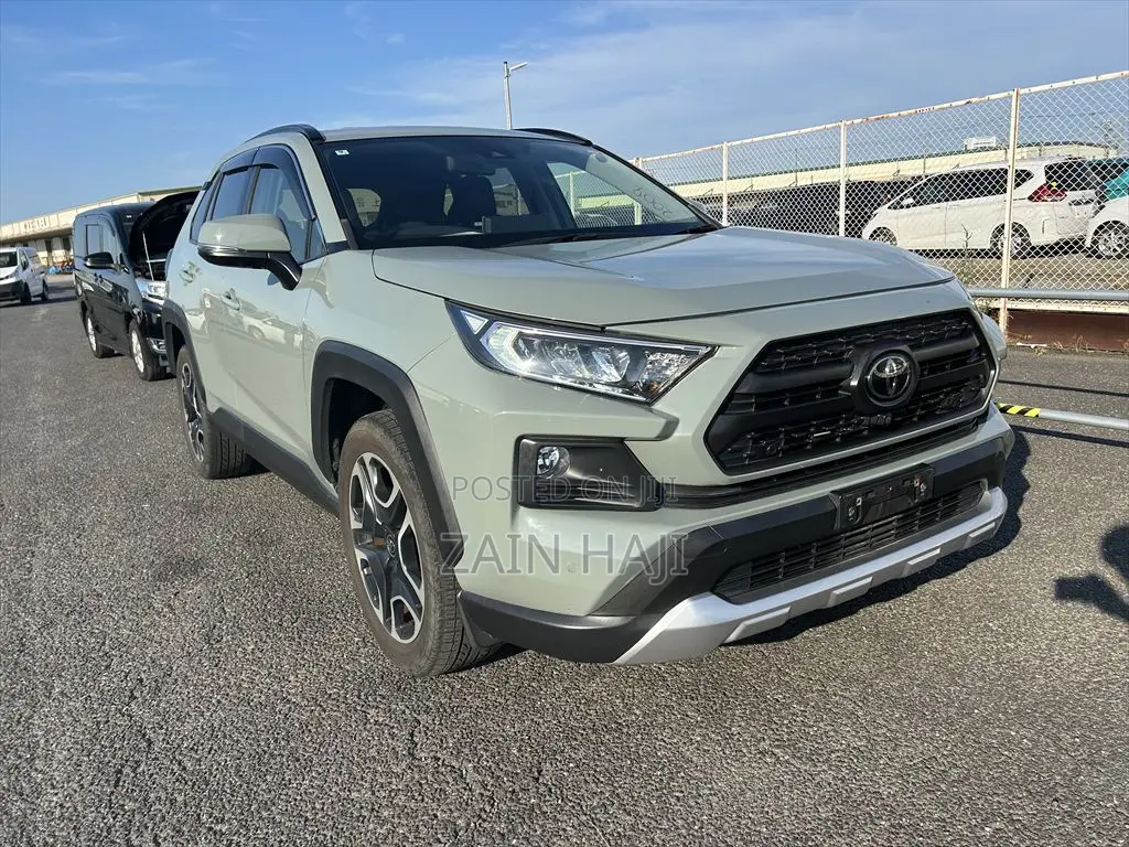 Toyota RAV4 Adventure AWD 2020 Green