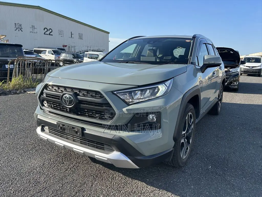 Toyota RAV4 Adventure AWD 2020 Green