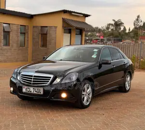 Mercedes-Benz E350 2010 Black