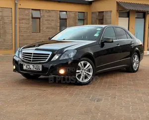 Mercedes-Benz E350 2010 Black