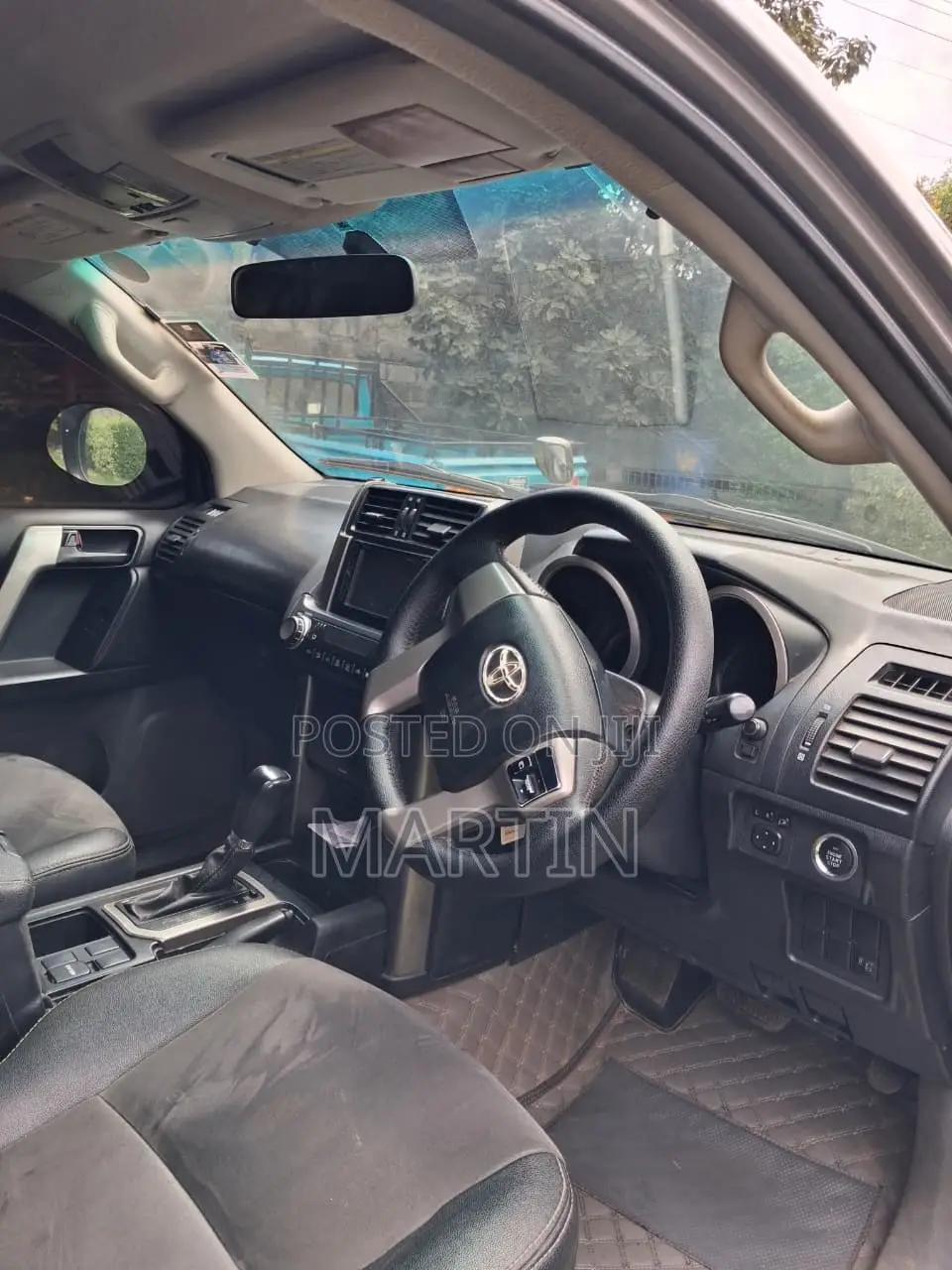 Toyota Land Cruiser 2012 Gray