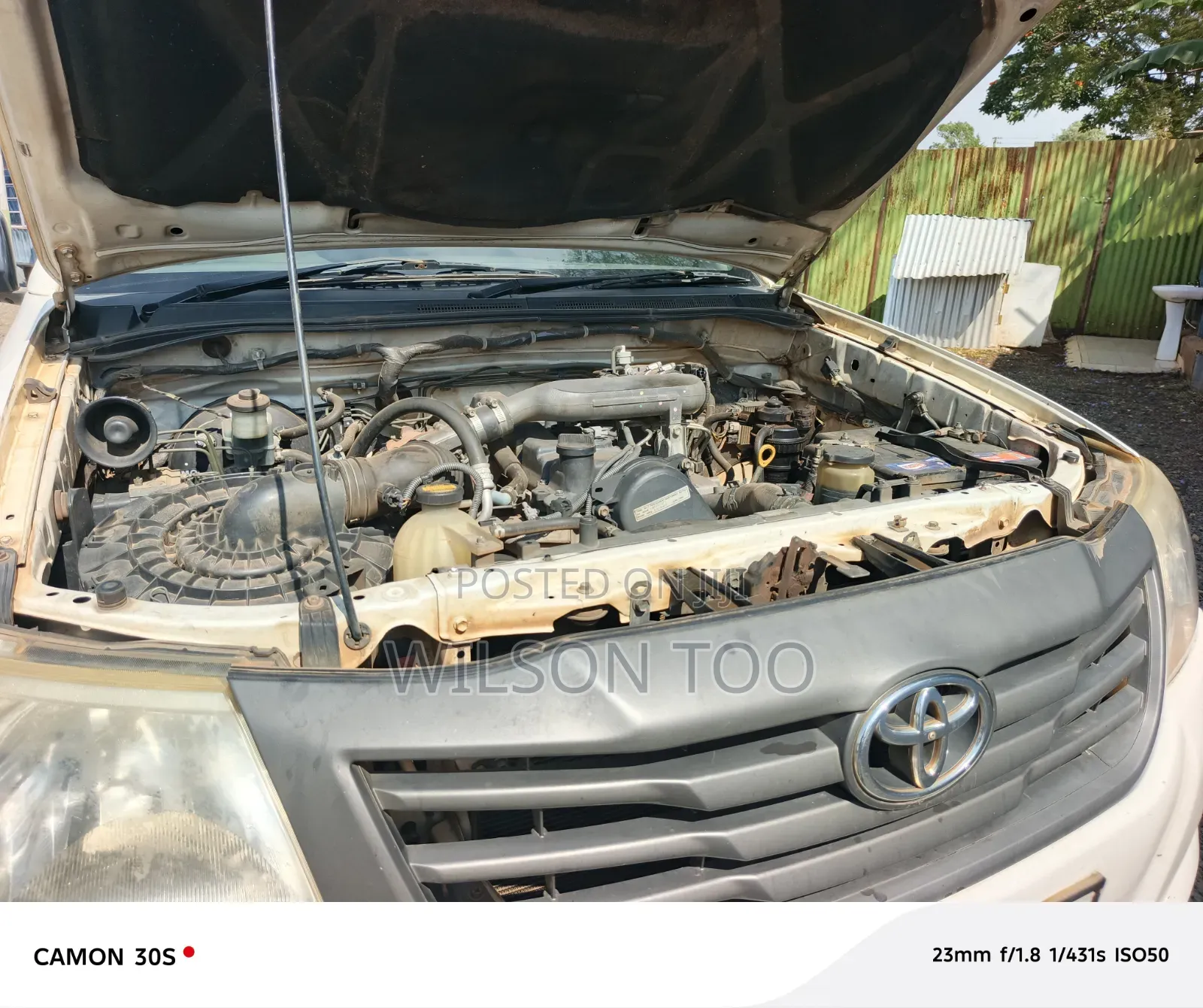Toyota Hilux 2012 White