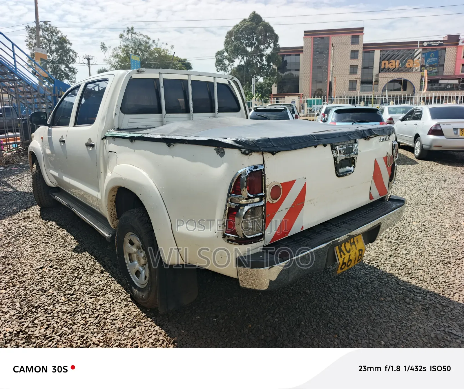 Toyota Hilux 2012 White