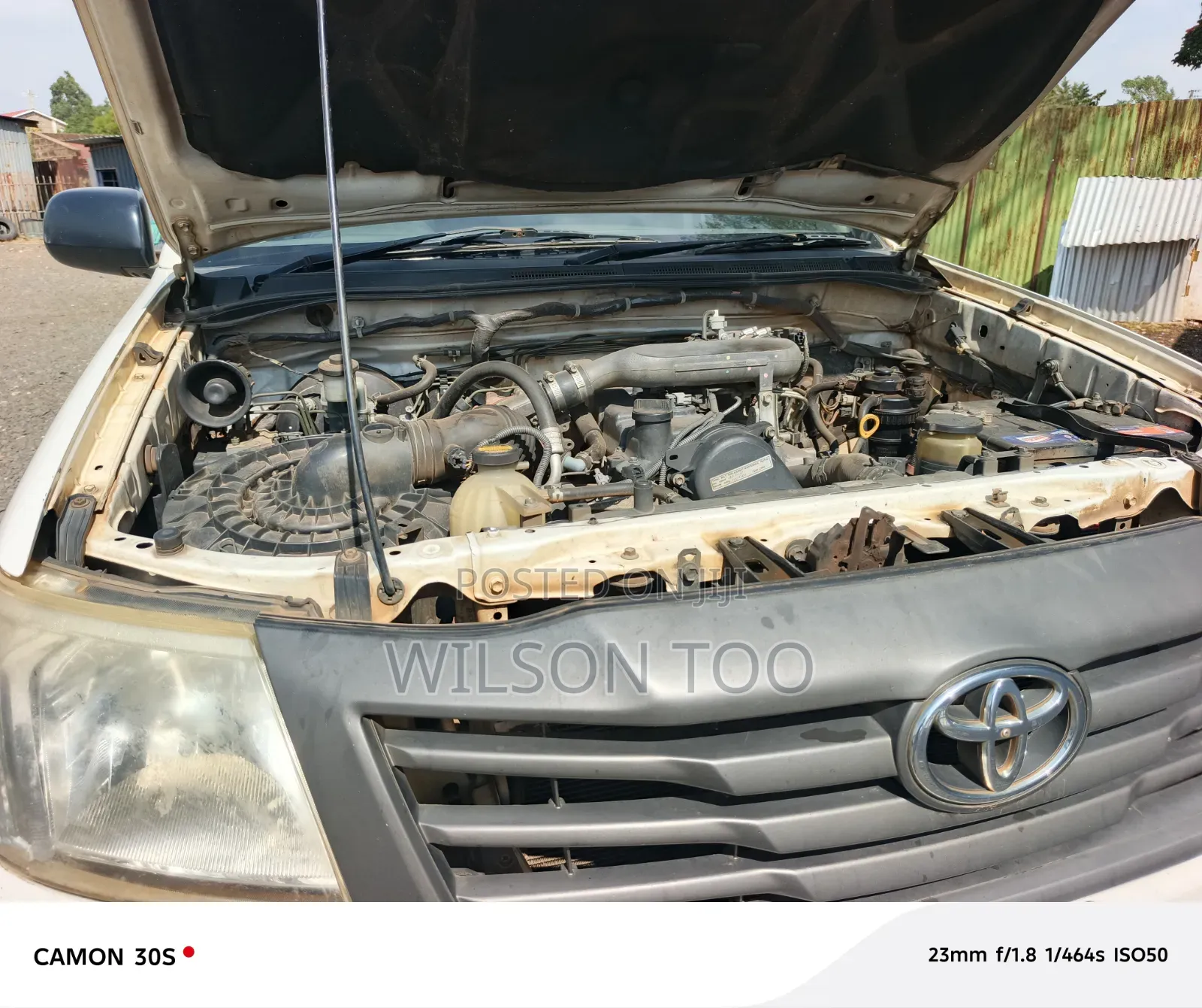 Toyota Hilux 2012 White