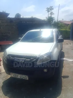 Isuzu D-MAX 2014 Black