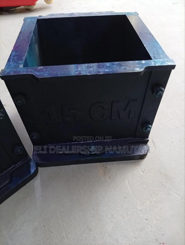 Reliable 15cm Concrete Cube Mould for Construction Testing - thumbnail 2
