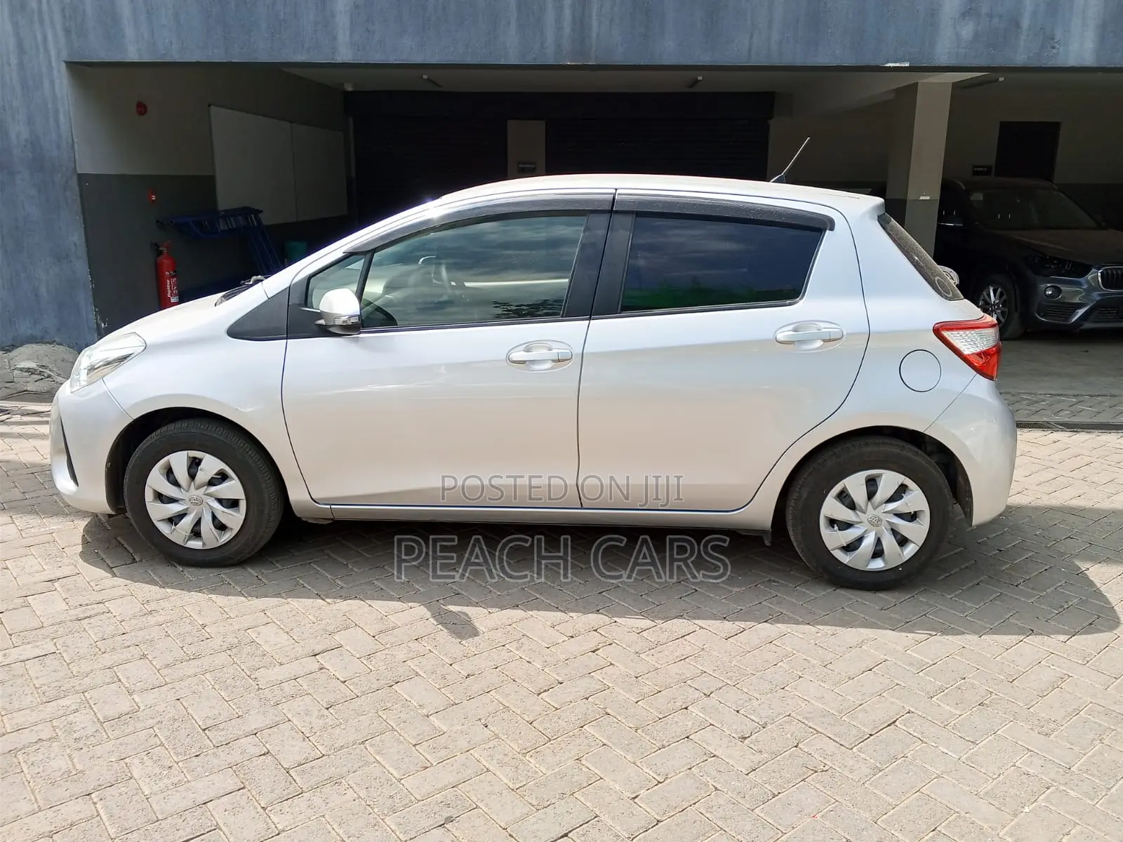 Toyota Vitz 2019 Silver
