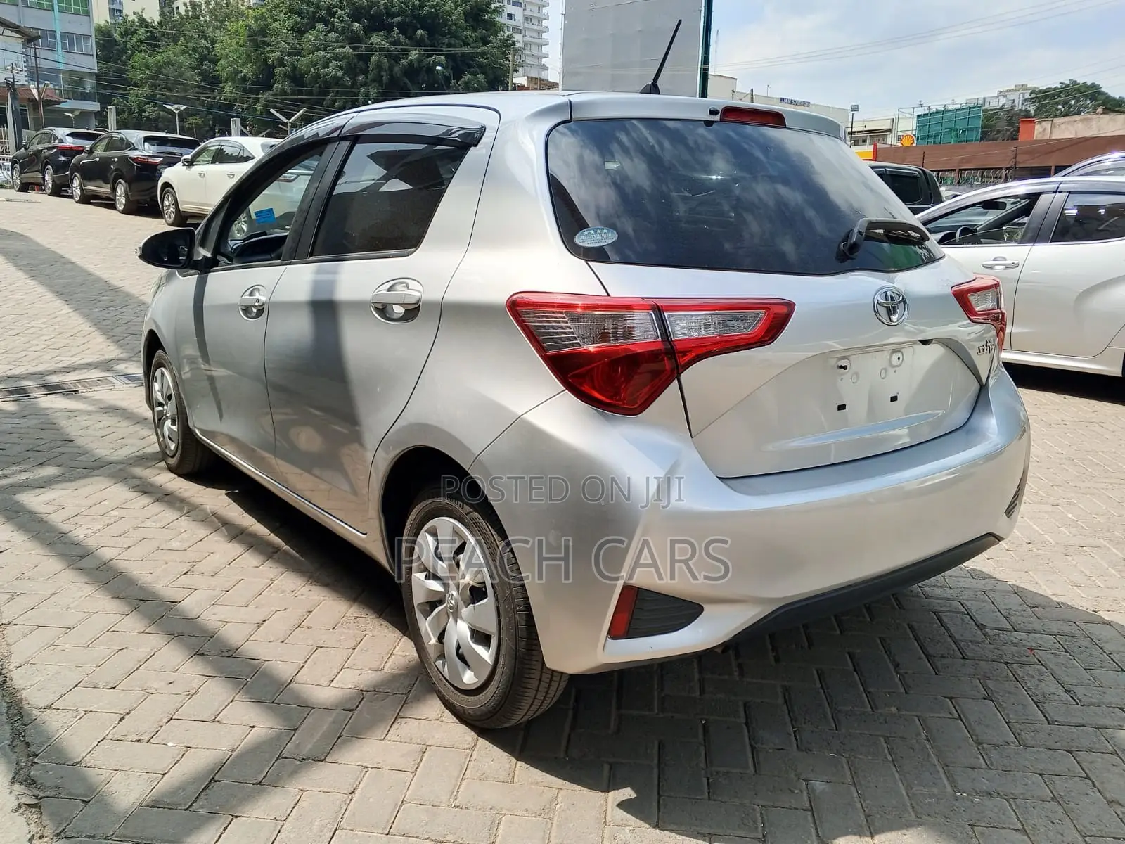 Toyota Vitz 2019 Silver