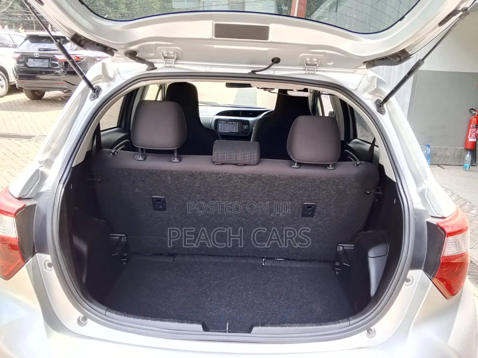 Toyota Vitz 2019 Silver