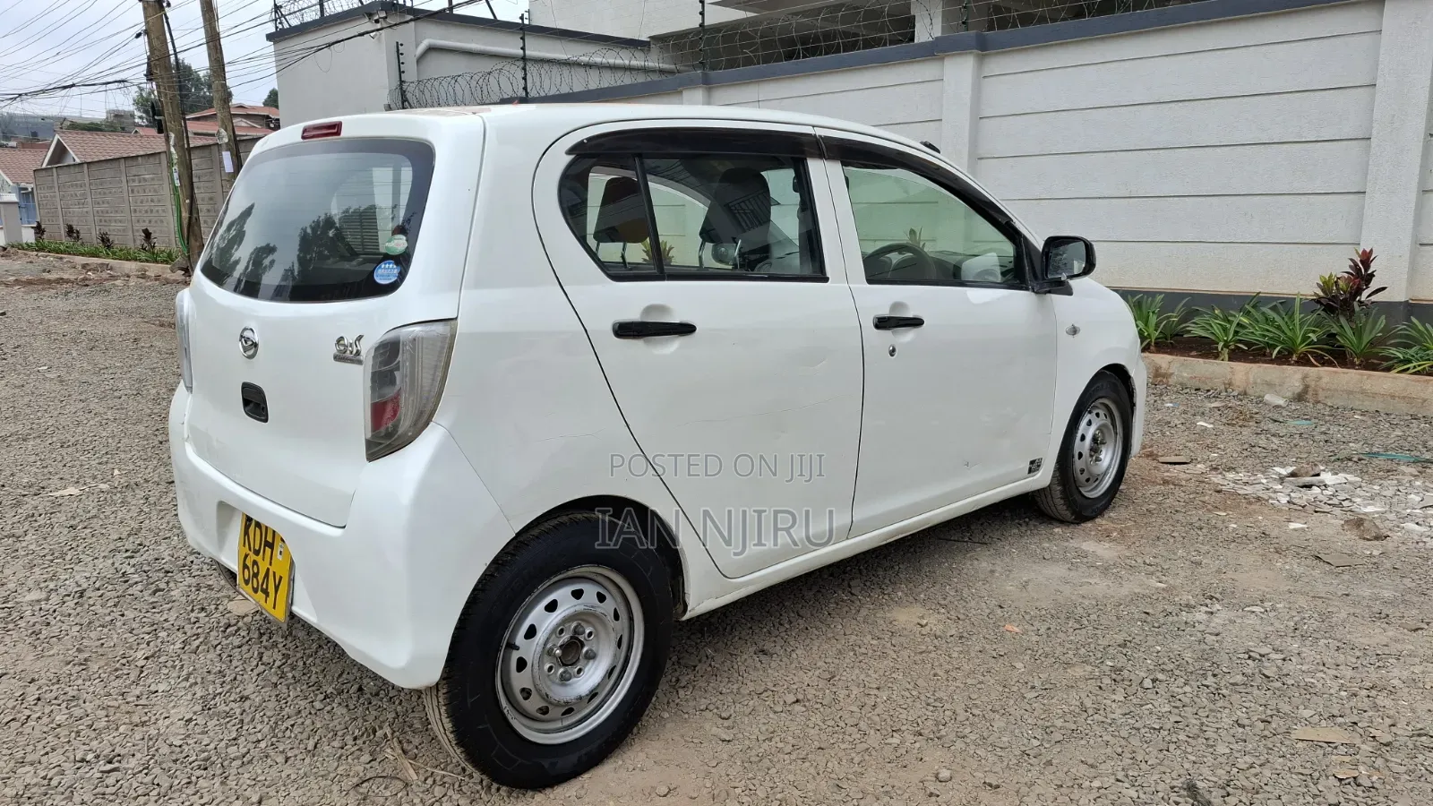 Daihatsu Mira 2016 White