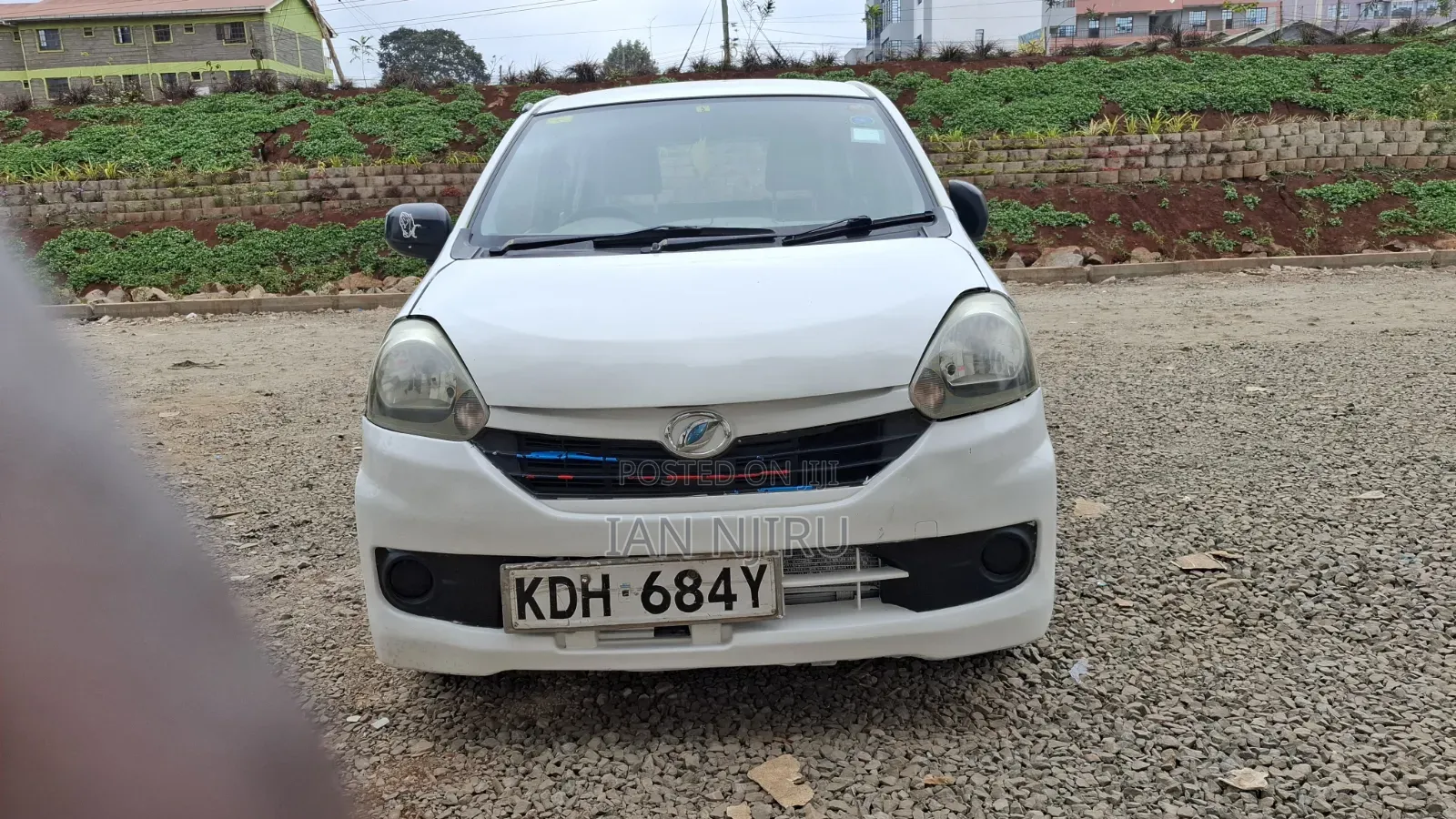 Daihatsu Mira 2016 White