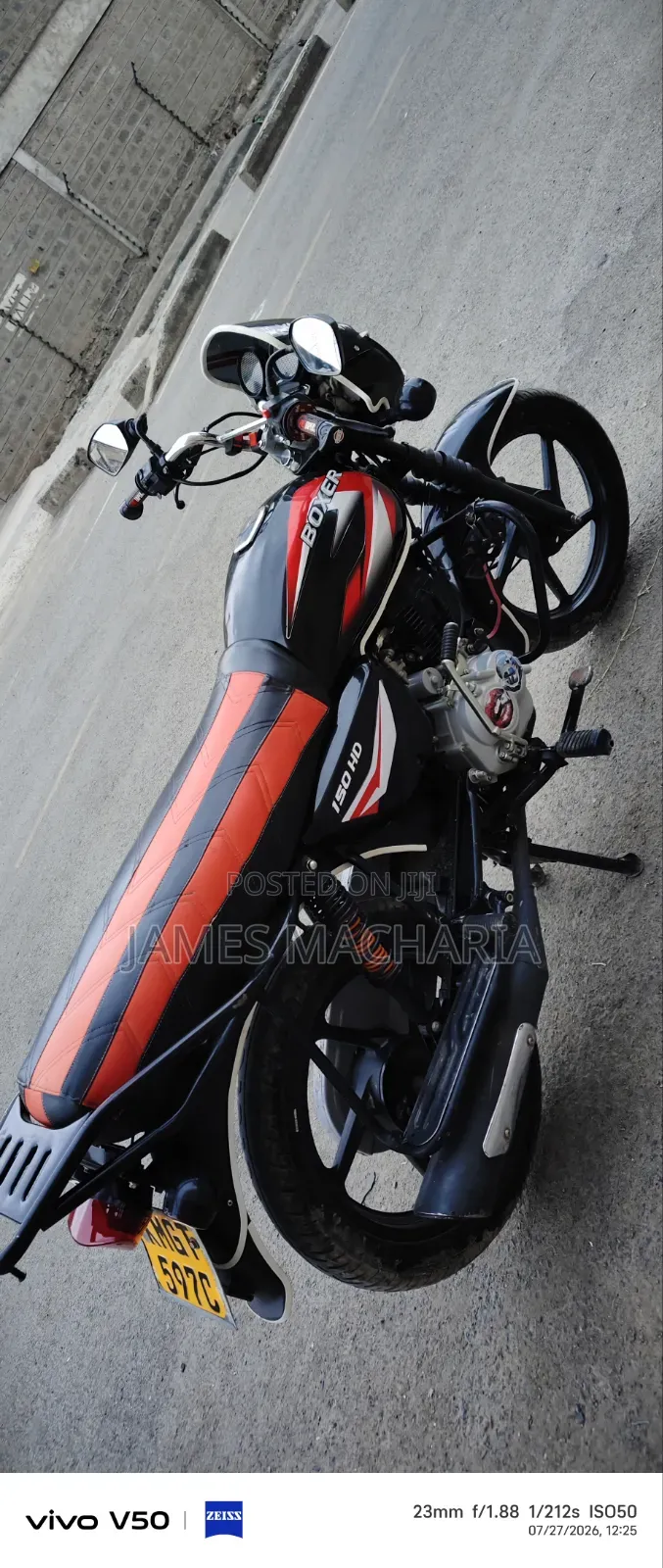 Bajaj Boxer 150 UG 2026 Black