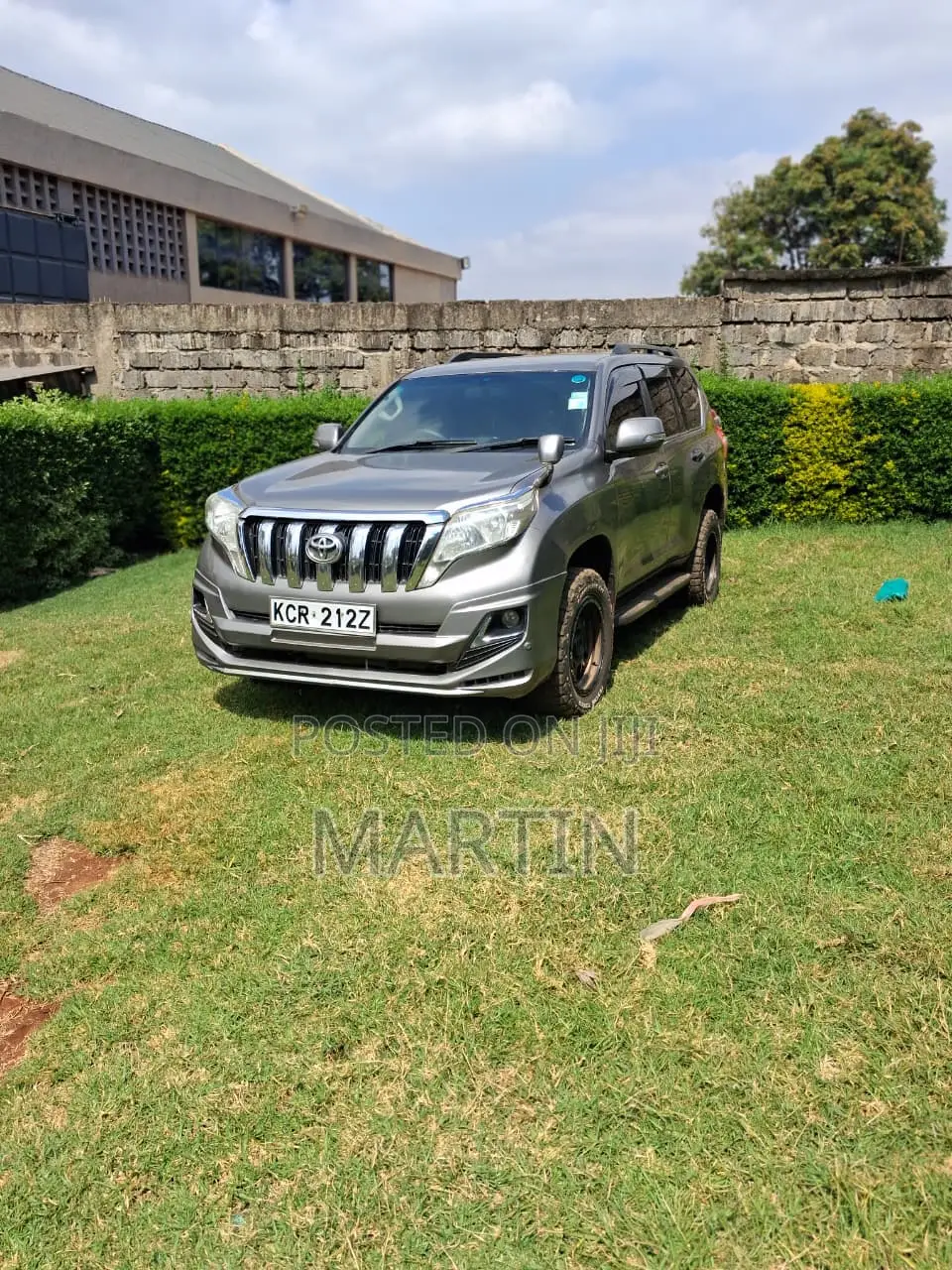 Toyota Land Cruiser 2012 Gray