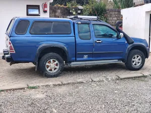 Isuzu D-MAX 2006 Blue
