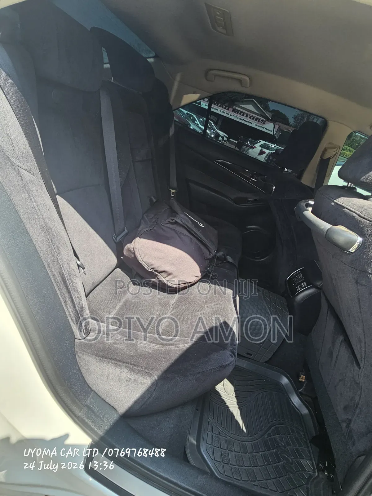 Toyota HiAce 2016 Black