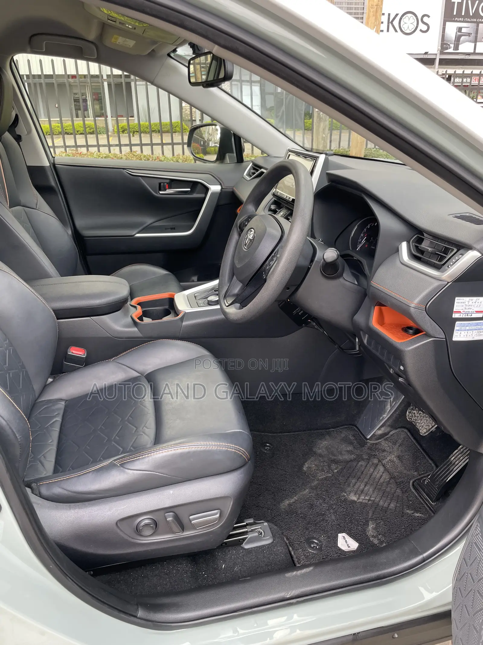 Toyota RAV4 2019 Green