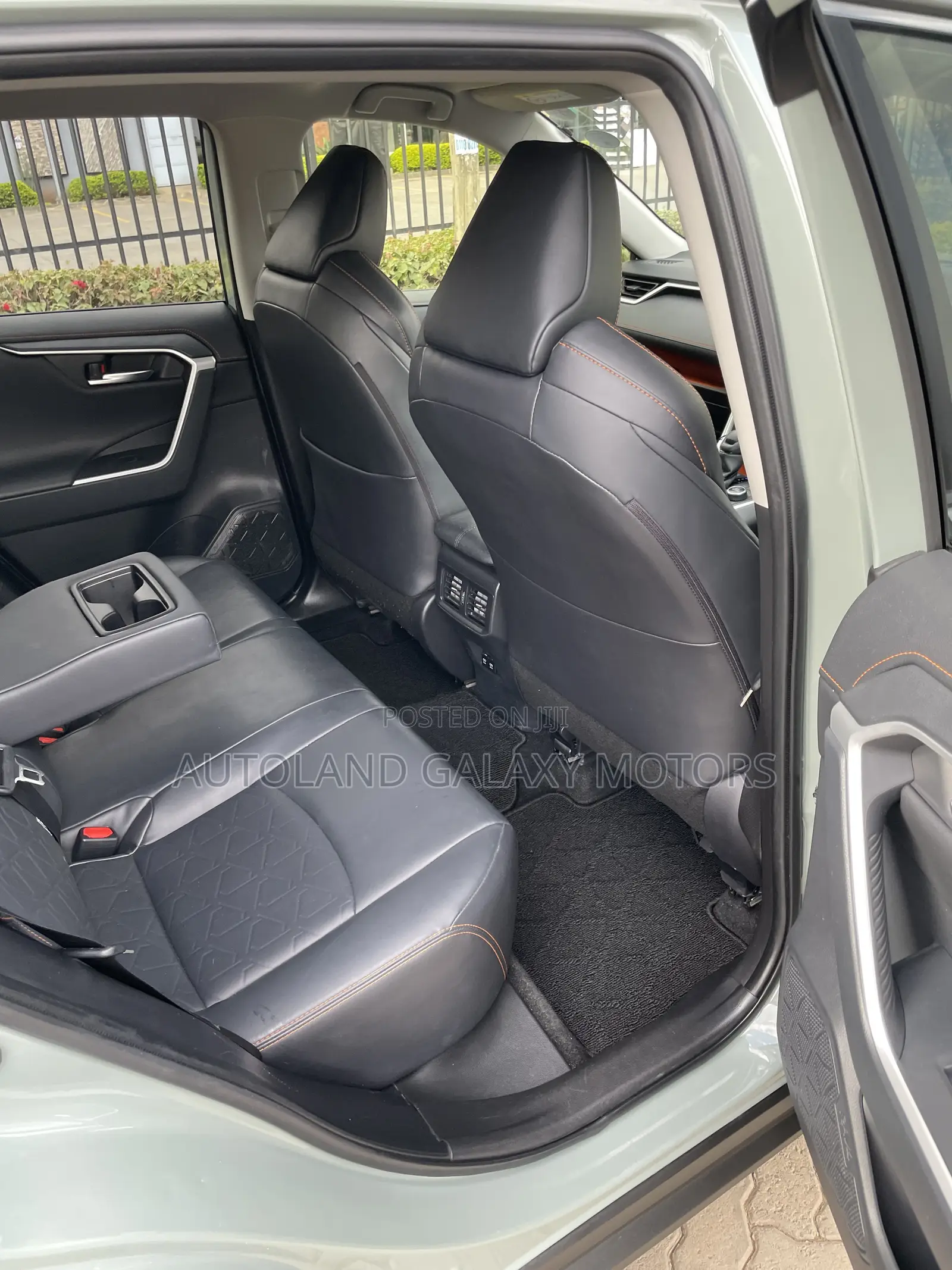 Toyota RAV4 2019 Green