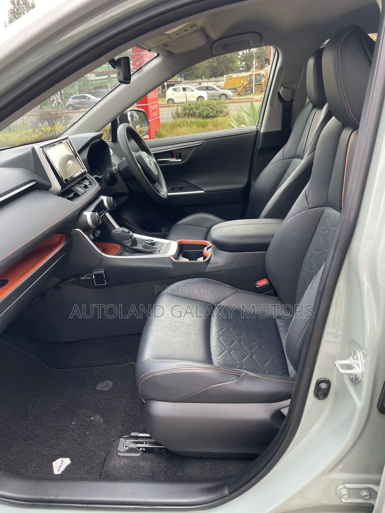 Toyota RAV4 2019 Green