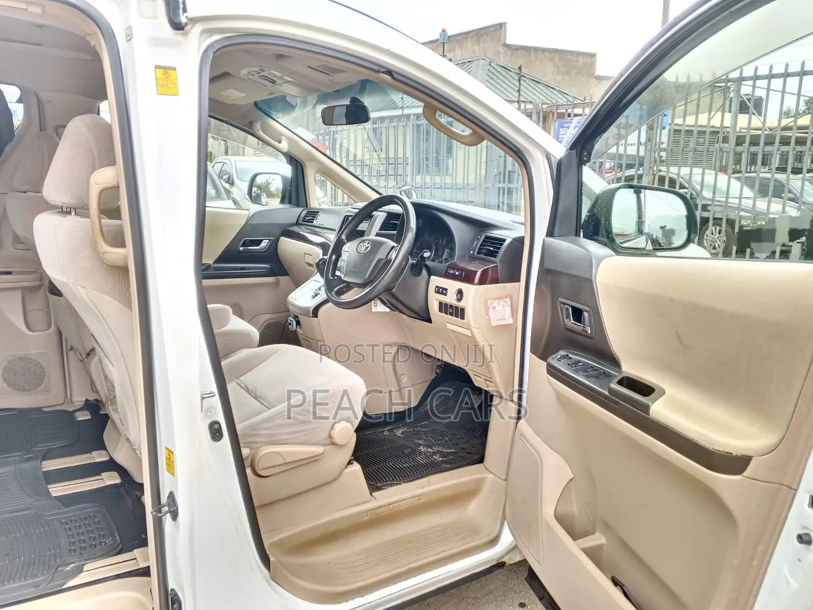 Toyota Vellfire 2012 Pearl