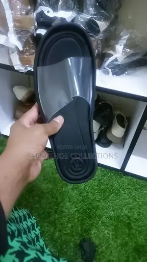 Zaraclear Wedge
