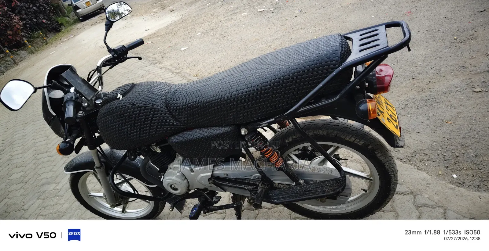 Bajaj Boxer 125 2025 Red