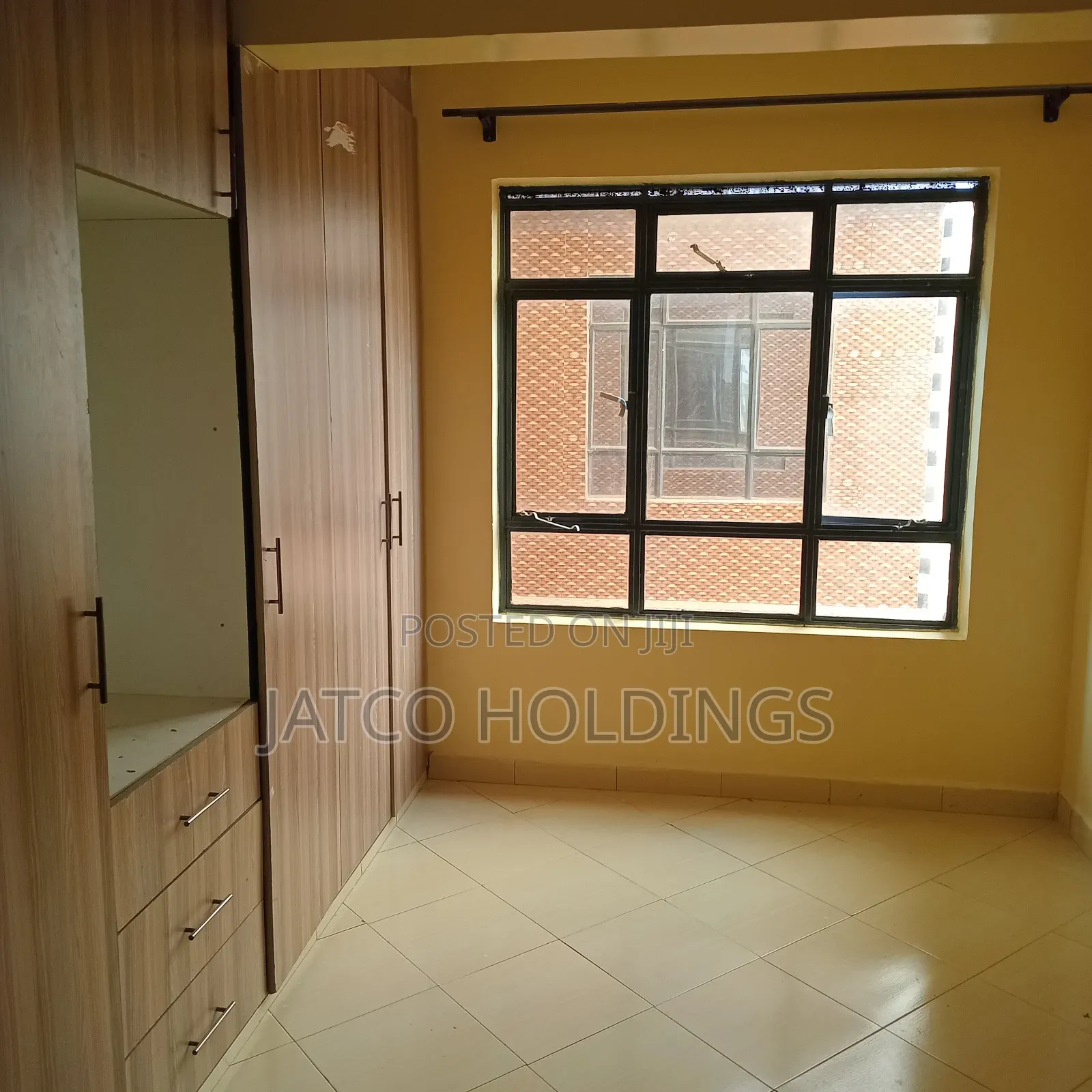 3bdrm Apartment in Muthaiga, Pangani for rent