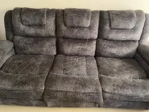 Semi Recliner