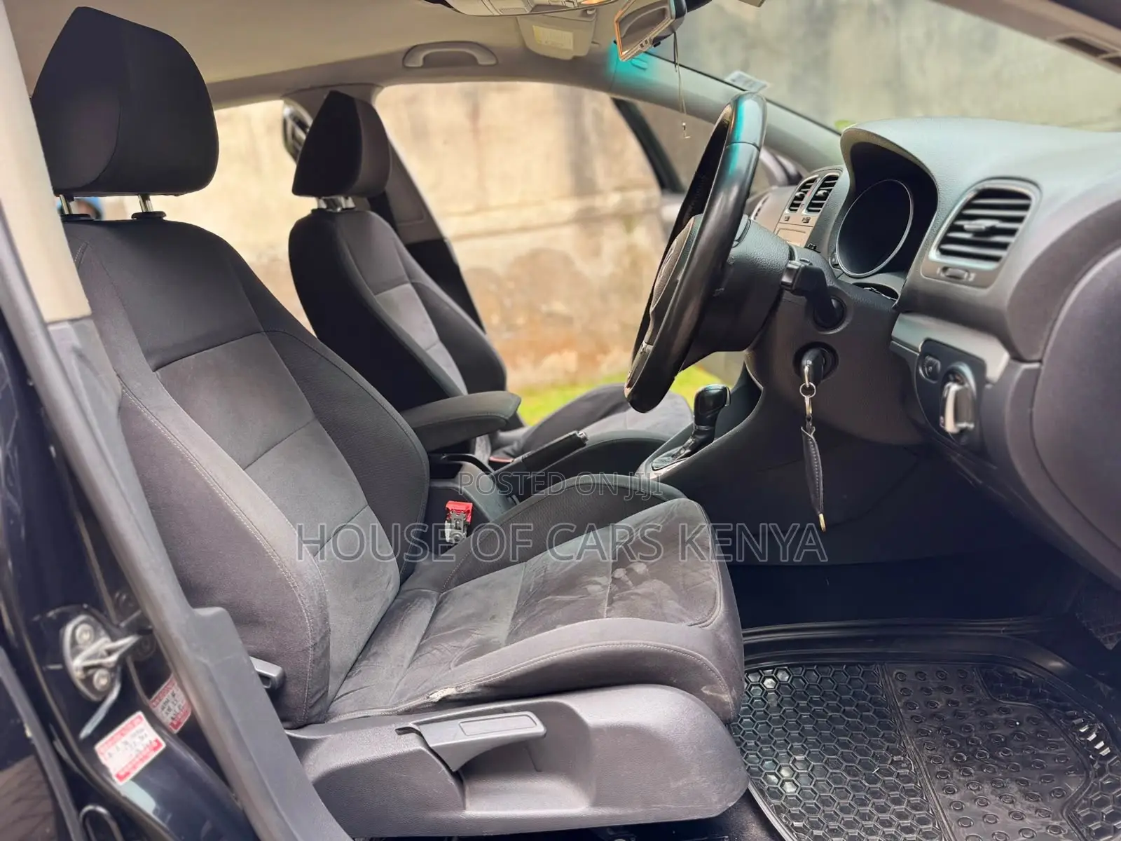 Volkswagen Golf 2012 Black