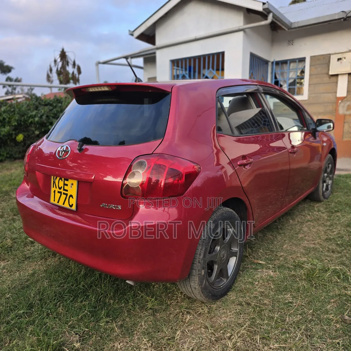 Toyota Auris 2008 Red