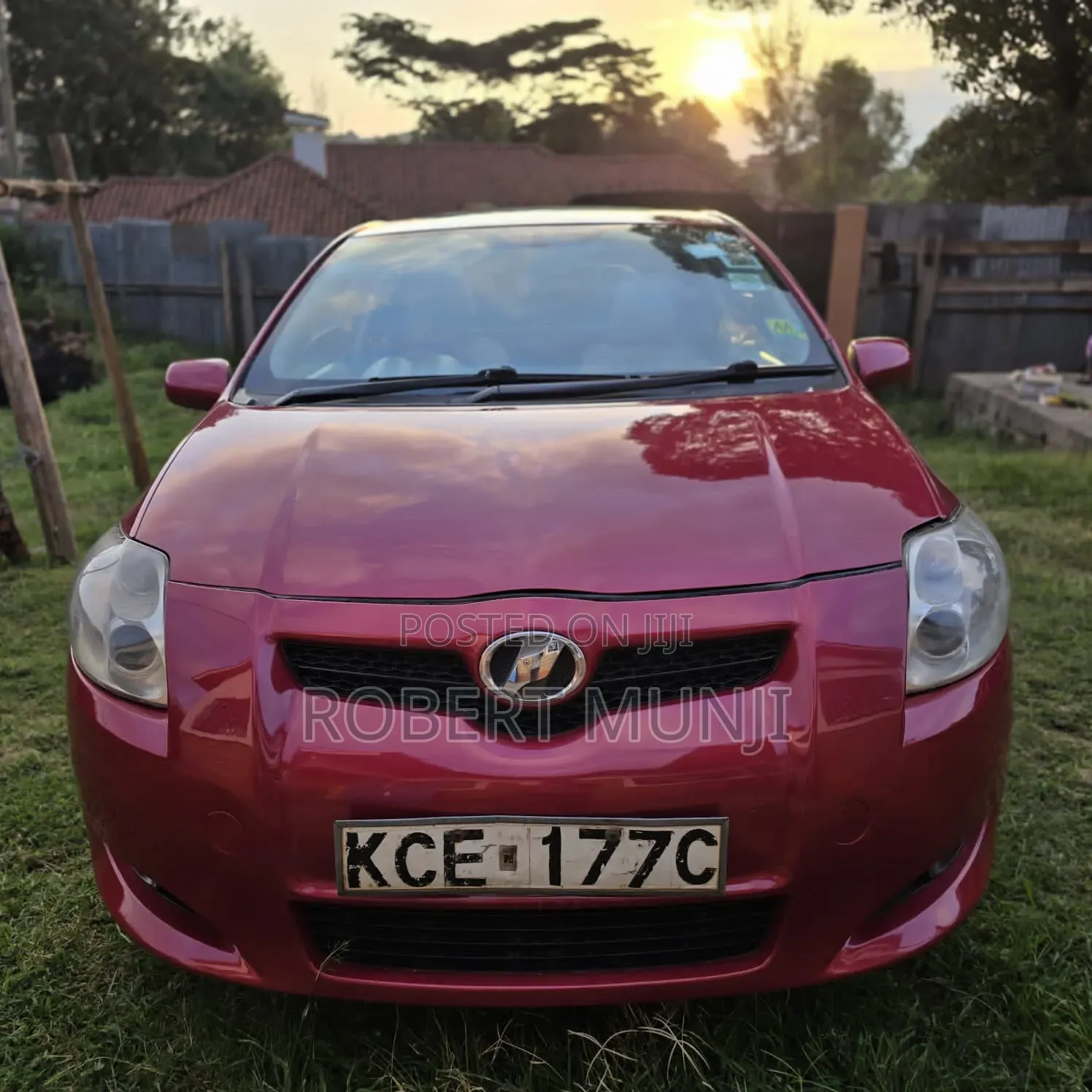Toyota Auris 2008 Red
