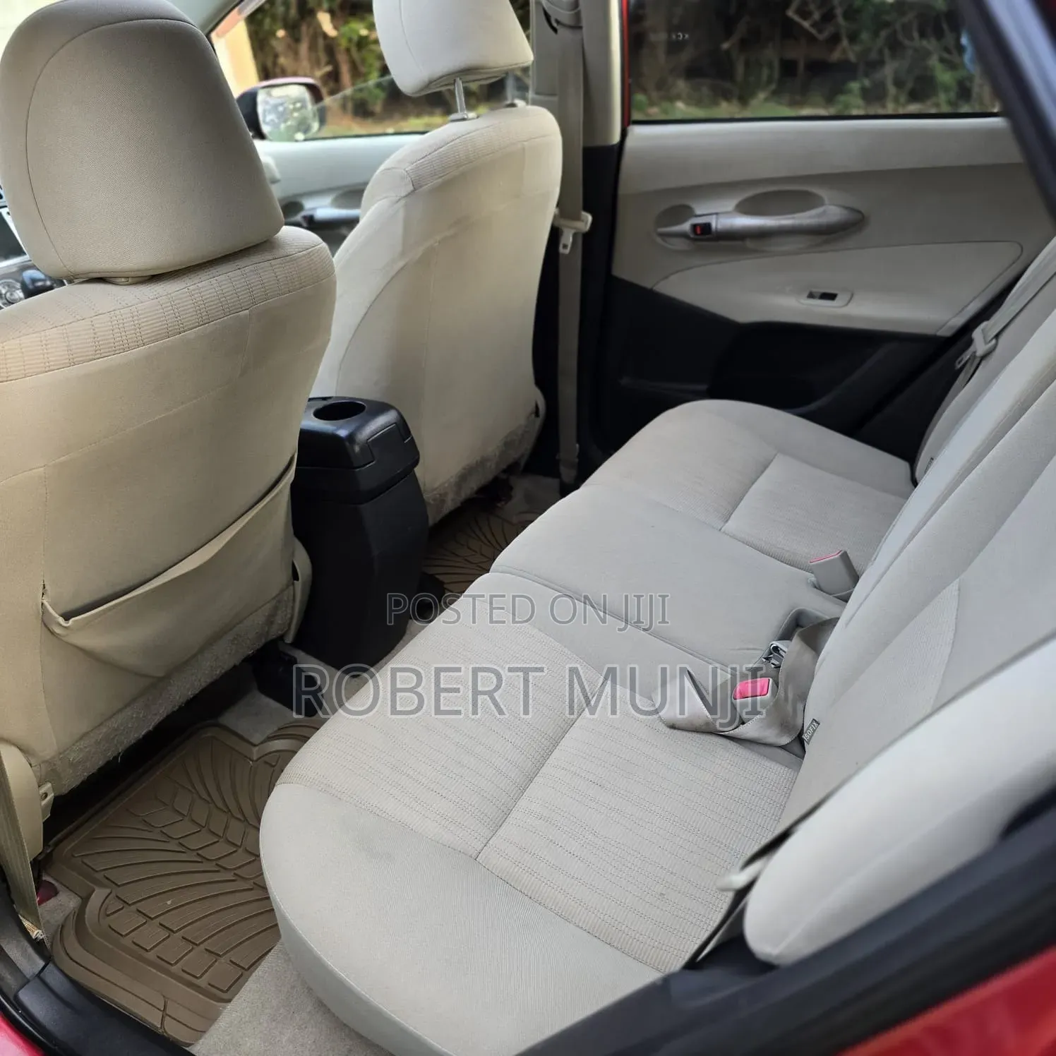 Toyota Auris 2008 Red