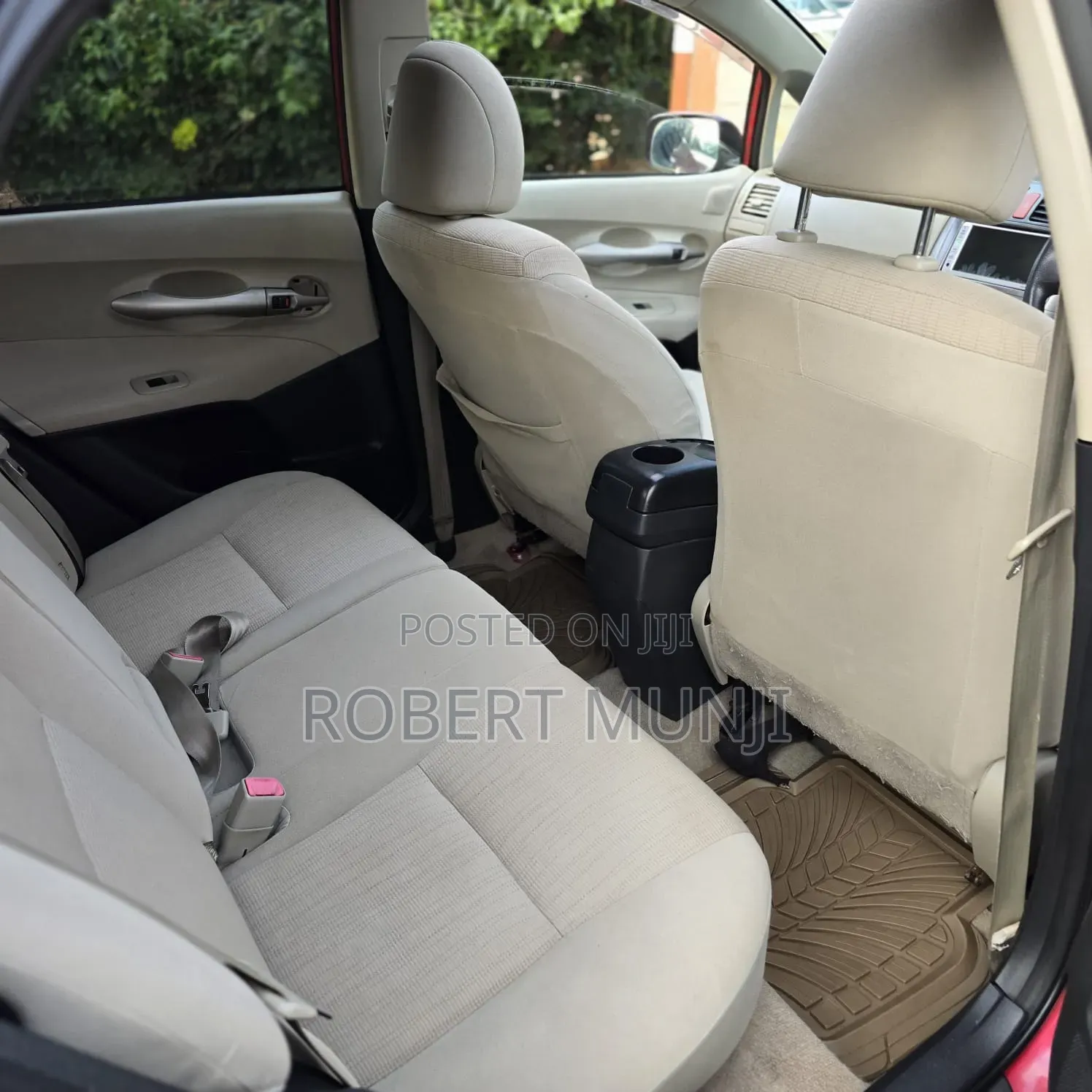 Toyota Auris 2008 Red