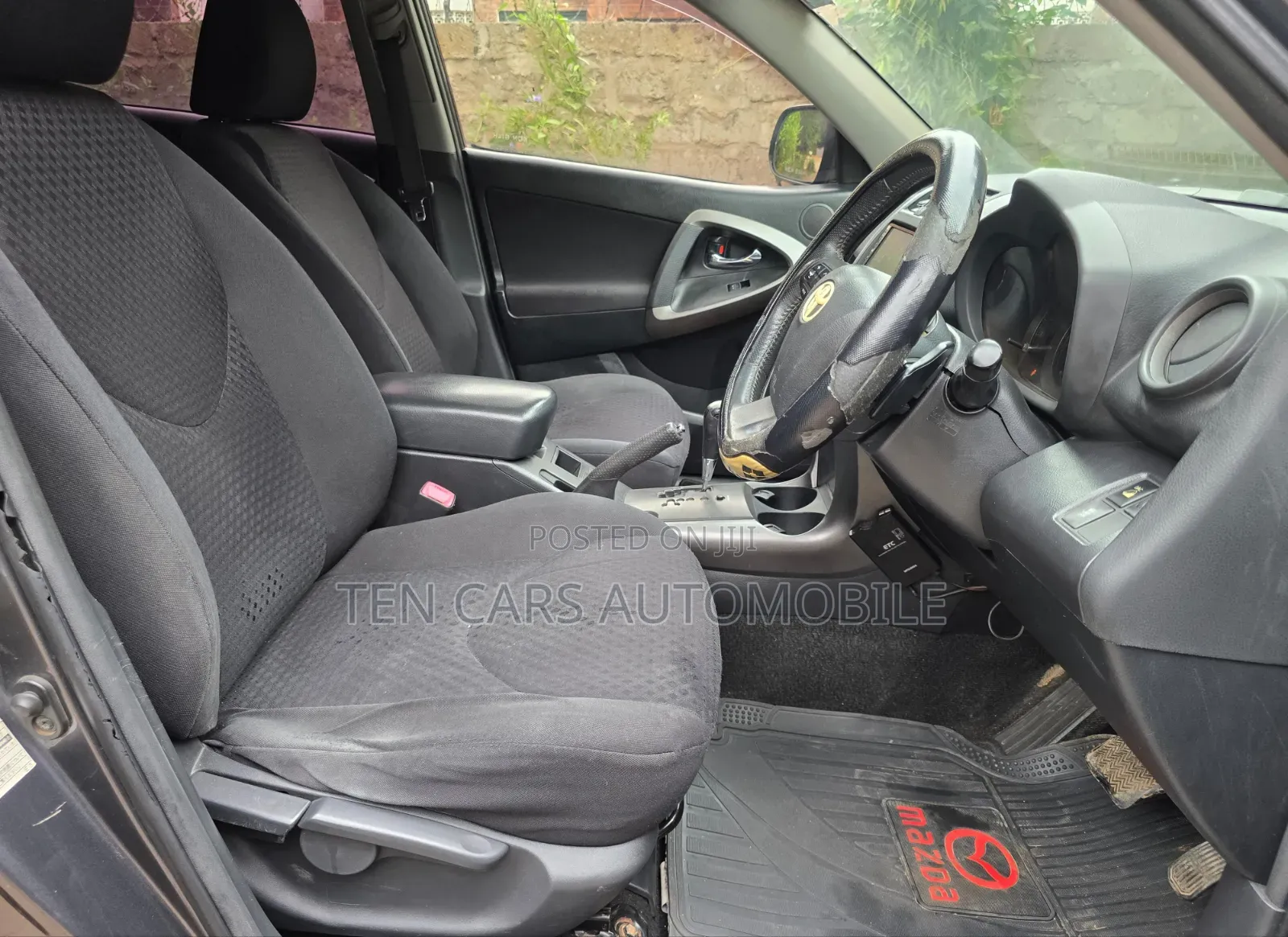 Toyota Vanguard 2010 Gray