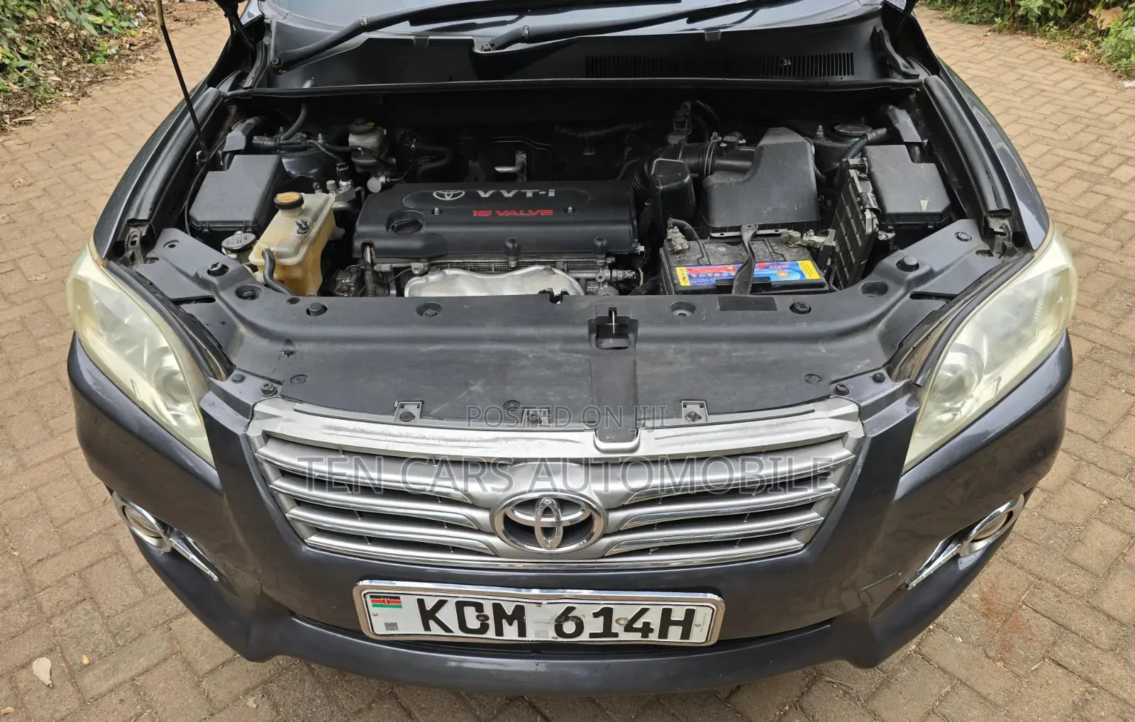 Toyota Vanguard 2010 Gray