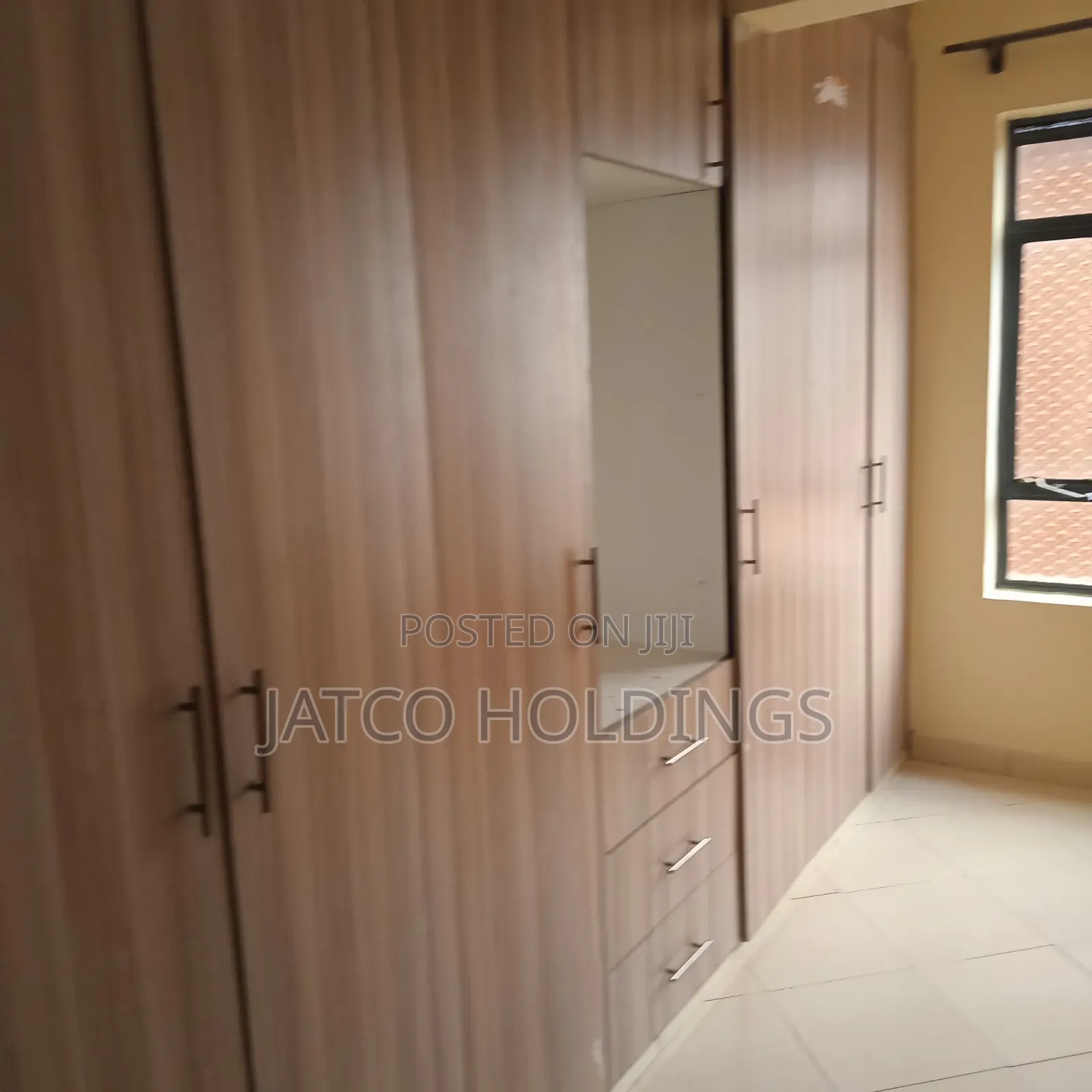 3bdrm Apartment in Muthaiga, Pangani for rent