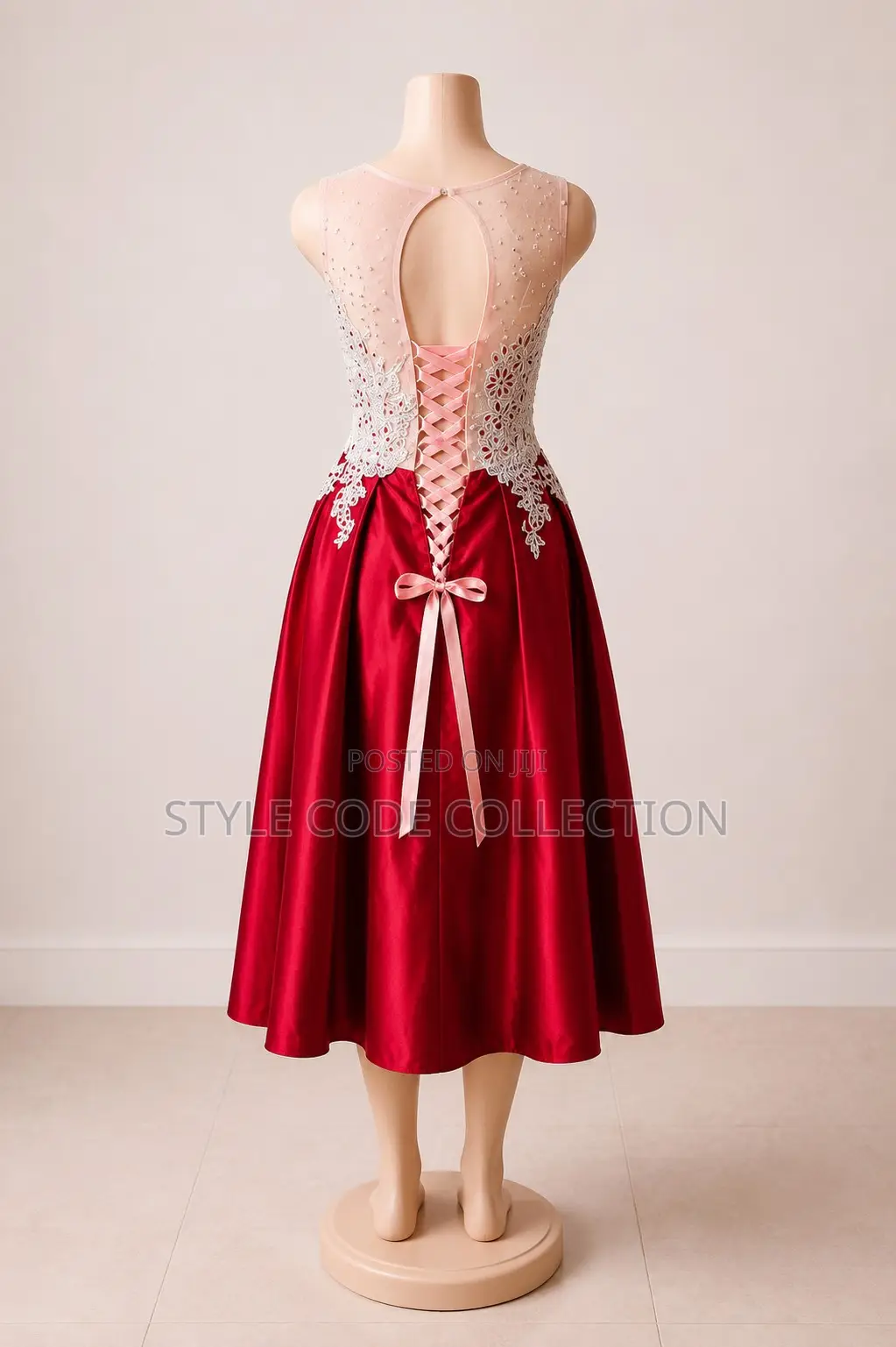 Elegant Short Gowns for Special Occasions