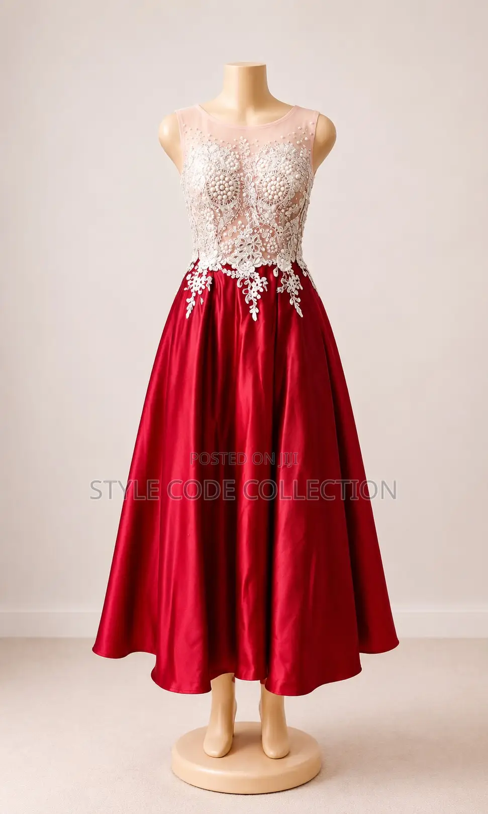Elegant Short Gowns for Special Occasions