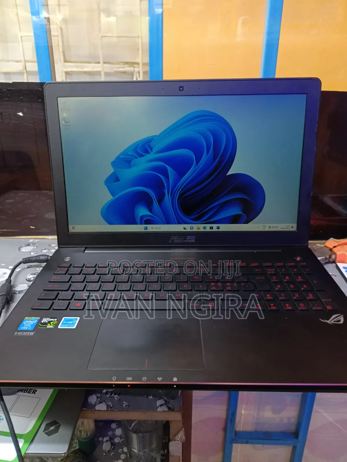 Laptop Asus 12GB Intel Core i7 HDD 700GB
