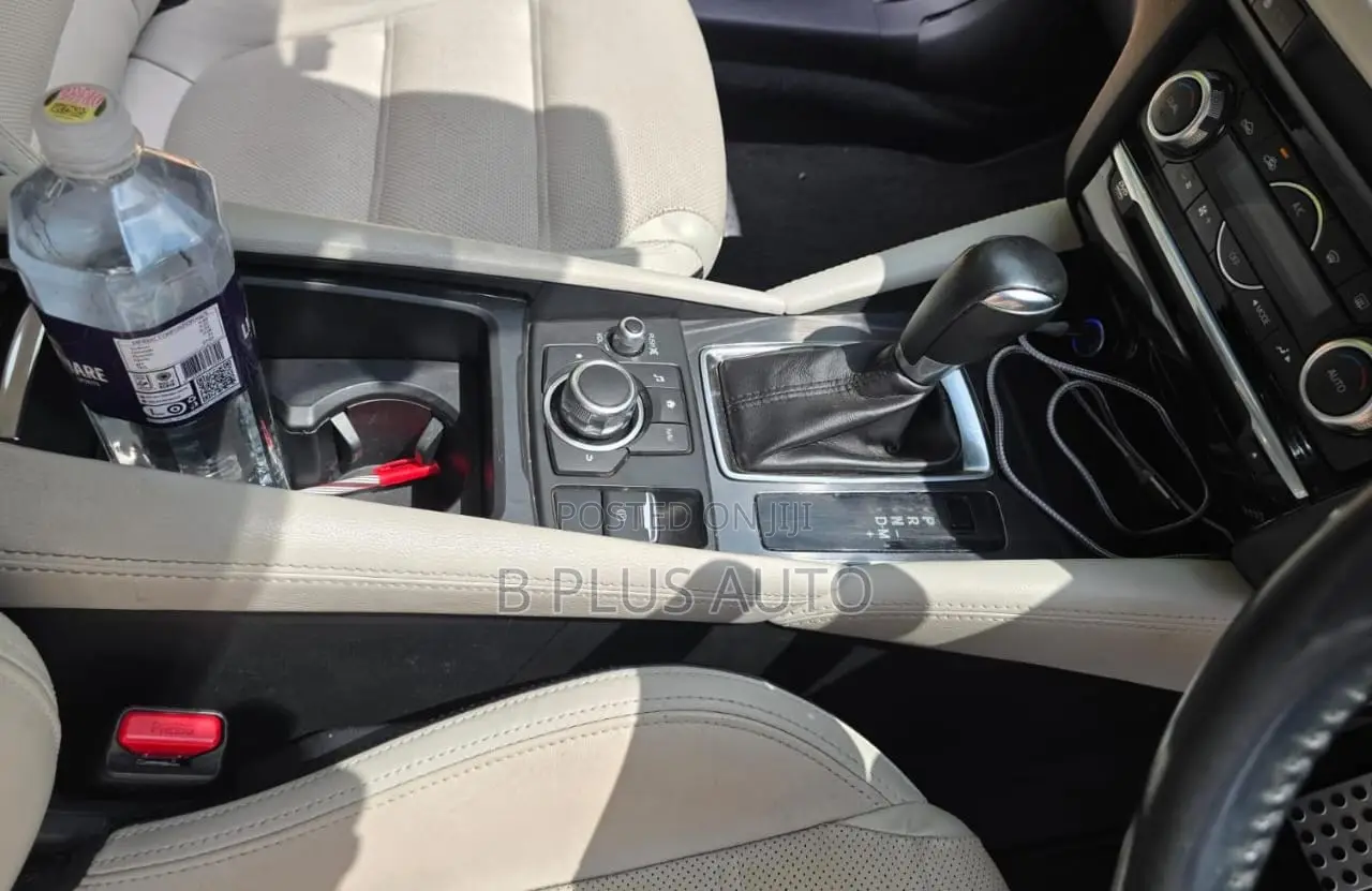 Mazda Atenza 2017 Black