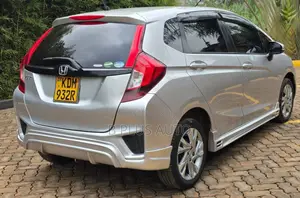 Honda Fit 2016 Silver