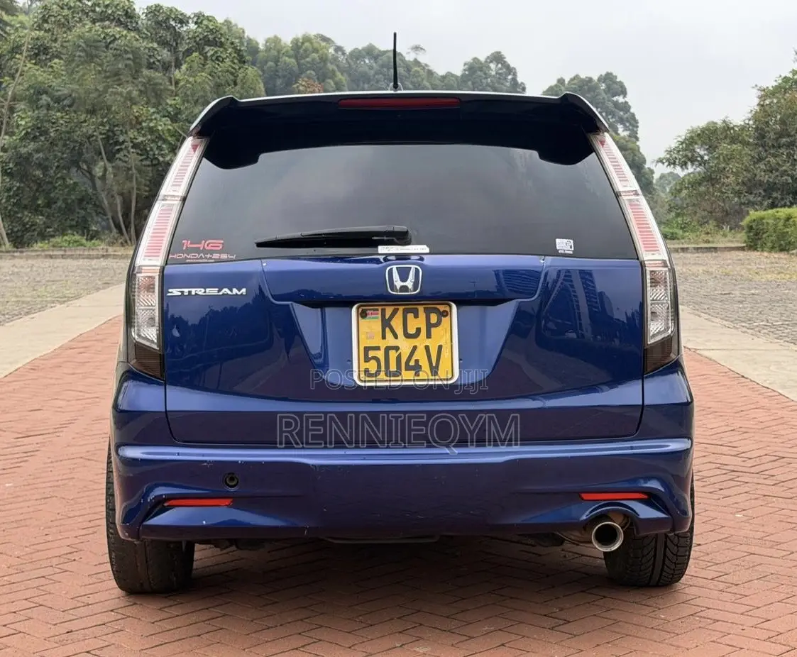 Honda Stream 2011 Blue