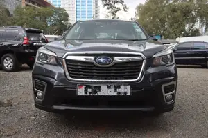 Subaru Forester 2018 Gray