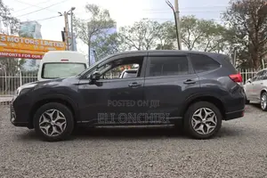 Subaru Forester 2018 Gray