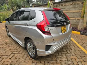 Honda Fit 2016 Silver