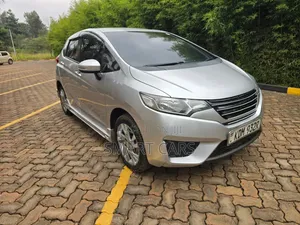 Honda Fit 2016 Silver