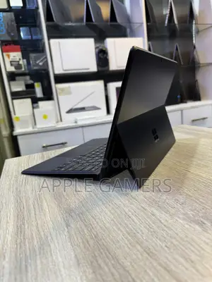 Microsoft Surface Pro X 16GB Qualcomm Snapdragon X Elite SSD 256GB