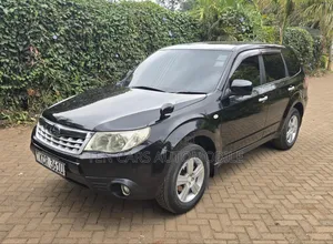 Subaru Forester 2012 Black