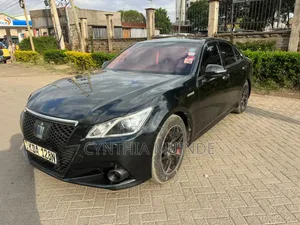 Toyota Crown 2014 Black